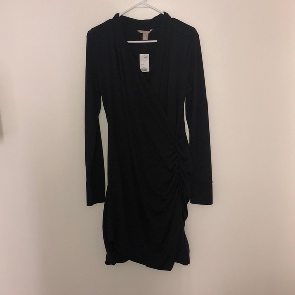 Banana Republic Dresses & Skirts - NWT Banana Republic long sleeved dress